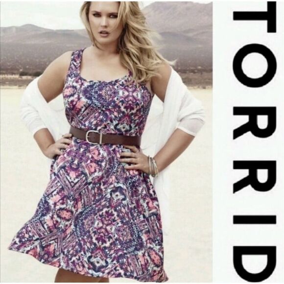 ✨TORRID SCUBA TRIBAL PRINT SKATER SZ 0 DRESS✨ - Picture 1 of 8